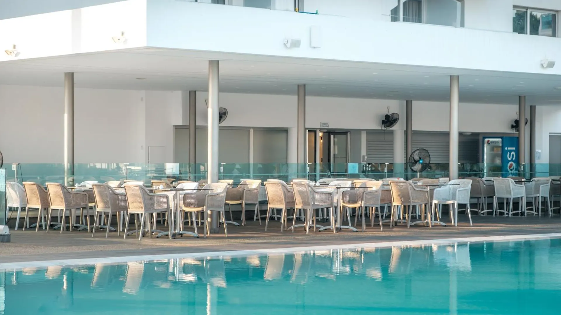 Kapetanios Bay Hotel Protaras
