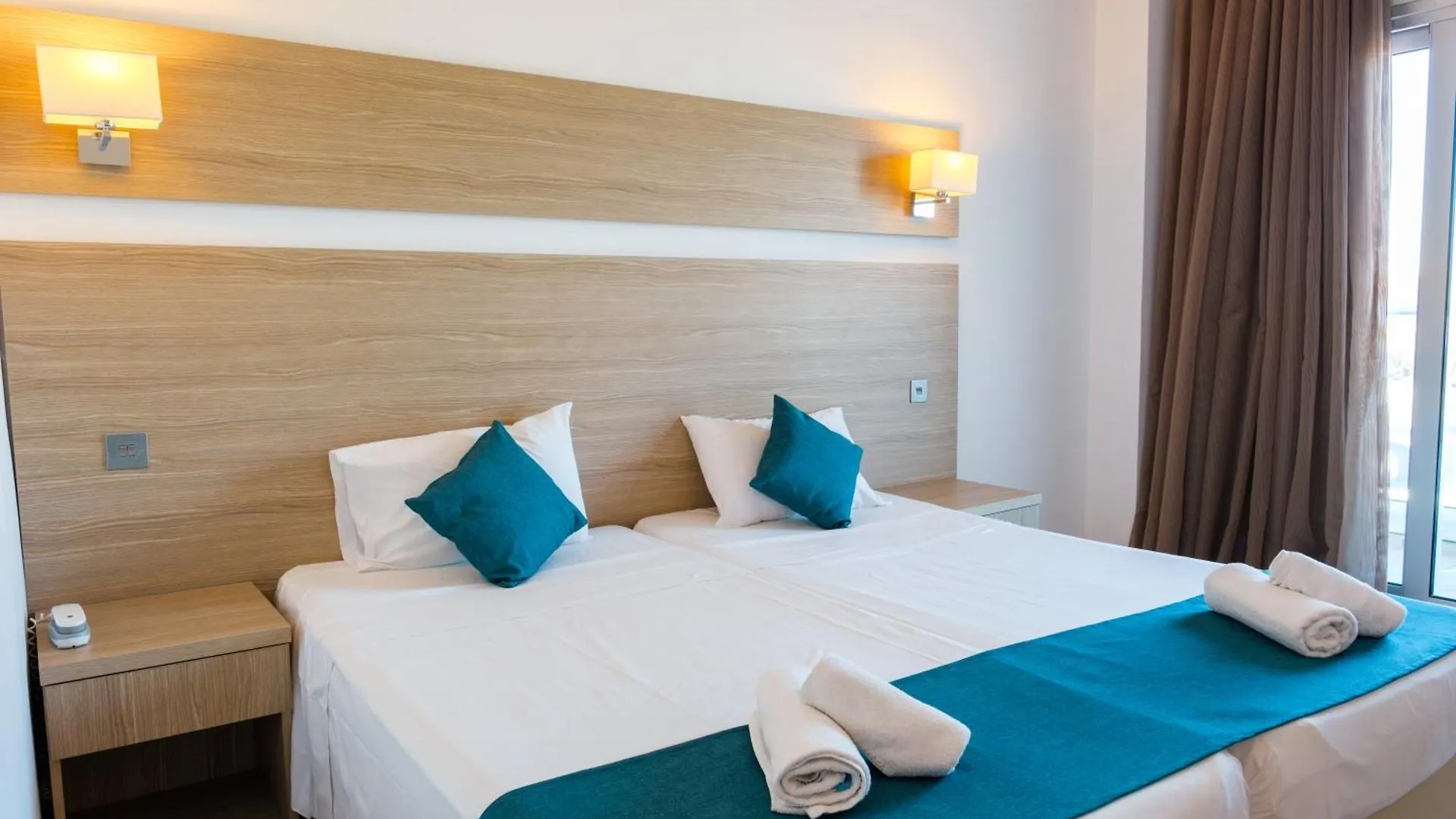 ***  Kapetanios Bay Hotel Protaras Cyprus